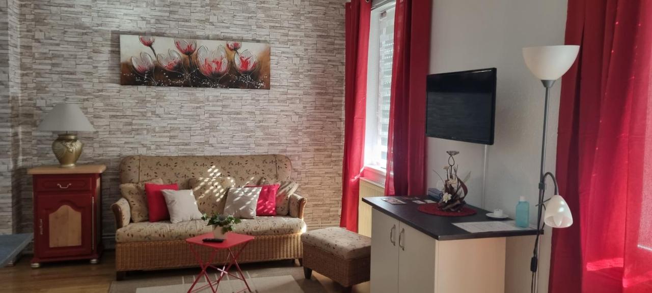 Appartement Meuble Romain Niederbronn-les-Bains Exterior foto